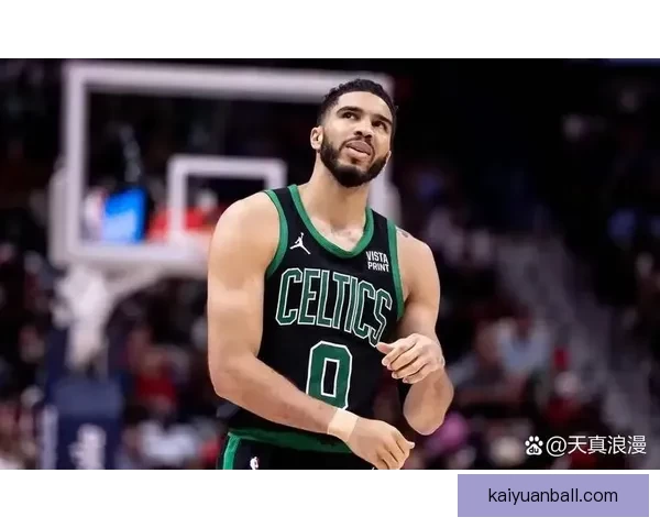 塔图姆三双表现与伯德相提并论 布朗攻防两端表现出色